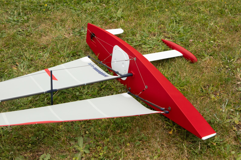 レーシングスパロウ760の3DプリントRCセイルボート