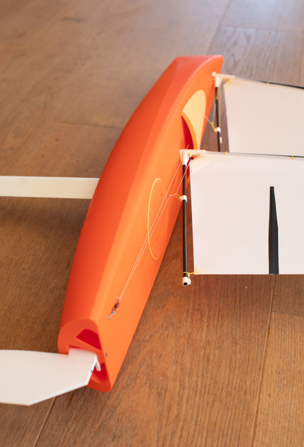 rs 850 side hull portrait