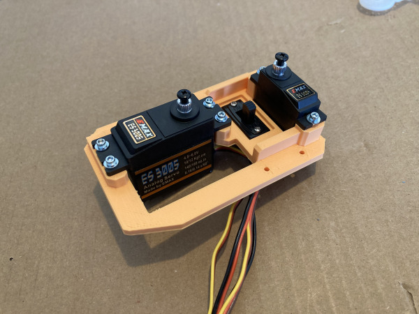 rs850 servos on tray