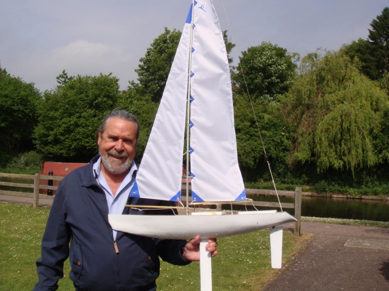 RC Yacht - Mel Kitson's 750, Watford UK