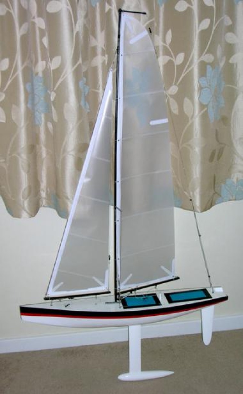 RC Yacht - Jonathan Daniel,