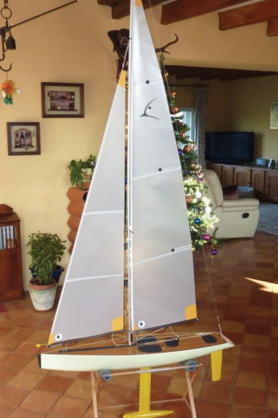 Garry Angel full shot  ScaleWidthWzEyMDBd